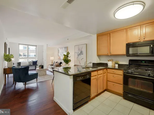 355 I St SW APT 410, Washington, DC 20024