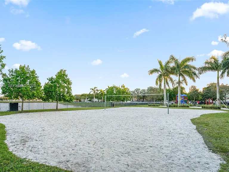 9243 SW 170th Ave — Photo 34