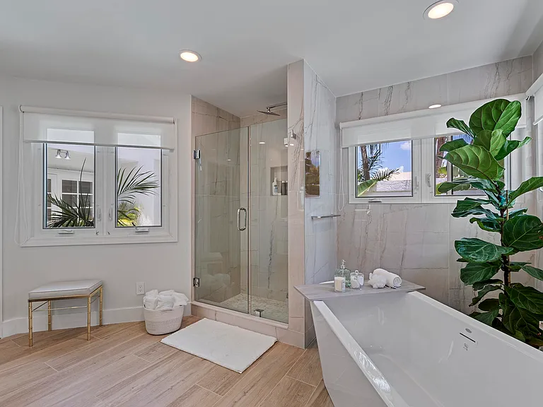 10252 Shireoaks Ln — Photo 32