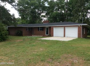 211 Foy St, Pollocksville, NC 28573