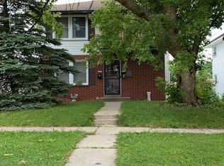 5742 N 99th St #5744, Milwaukee, WI 53225