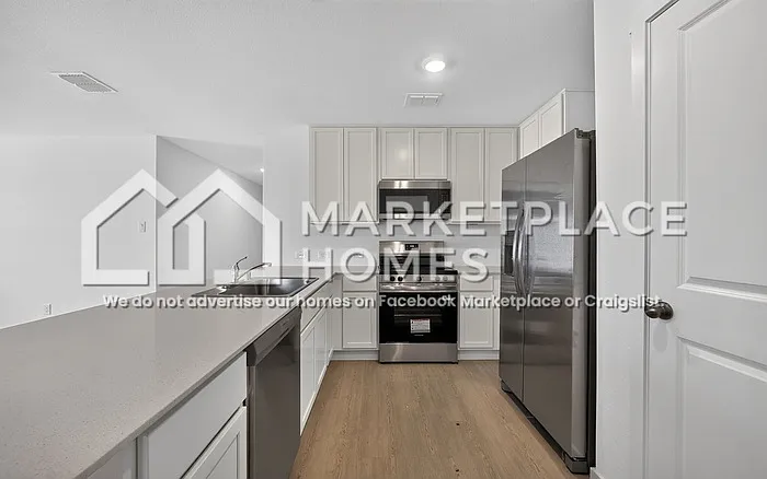 648 Marilynn Way — Photo 7