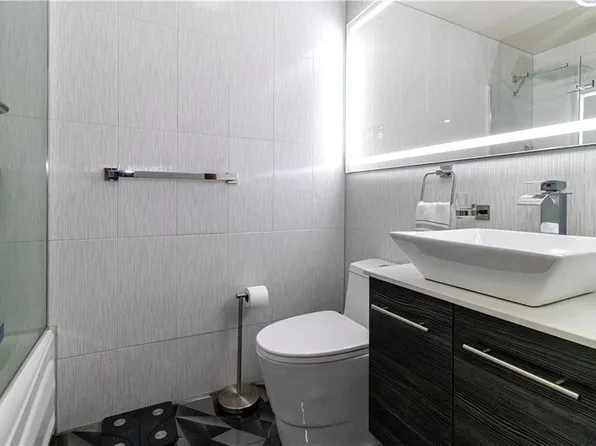 2601 East 26th Street image 8 of 26