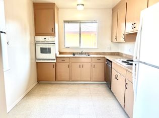 820 Fremont St APT 4, Menlo Park, CA 94025