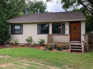 2440 Emmons Ave, Rochester Hills, MI 48307