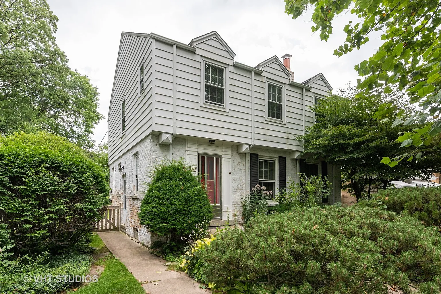 8311 Kedvale Ave photo 1