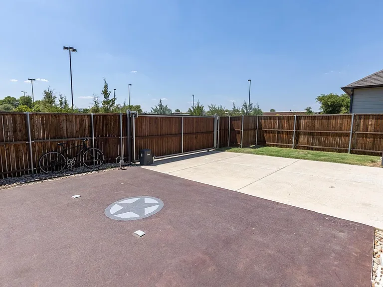 8521 Ottowa Rdg — Photo 35