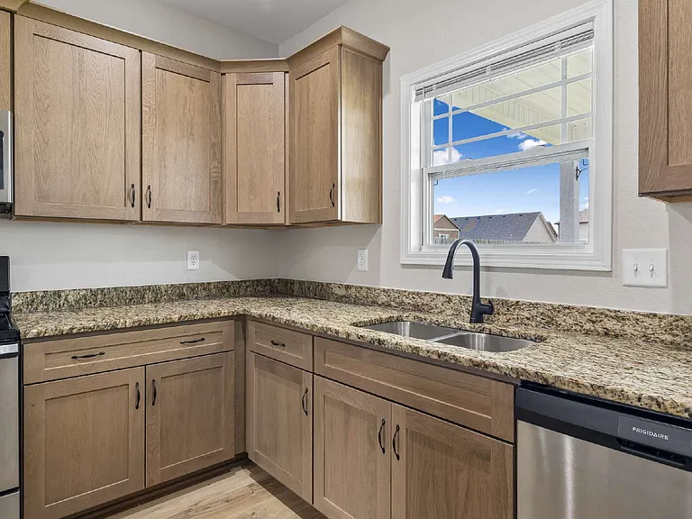 1240 Winterset Dr — Photo 19