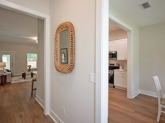 3rd image of 33709 Holland Walk Dr