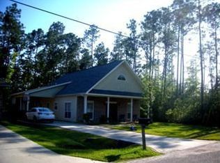 737 Ieke Cir, Diamondhead, MS 39525