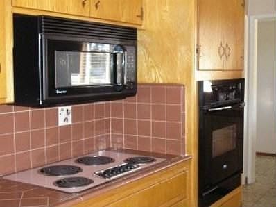 2nd image of 2991 Cottle Ave