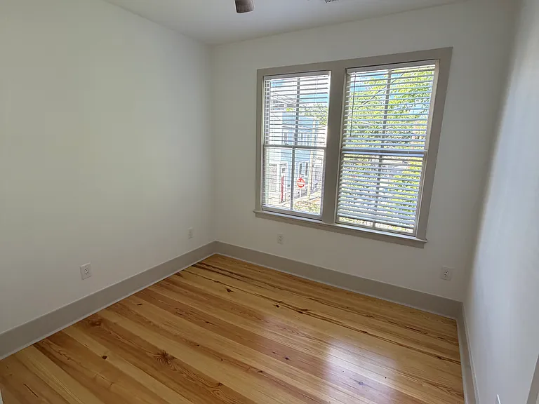 273 Ashley Ave — Photo 8