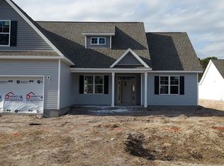 117 Rolling Water Ln, Swansboro, NC 28584