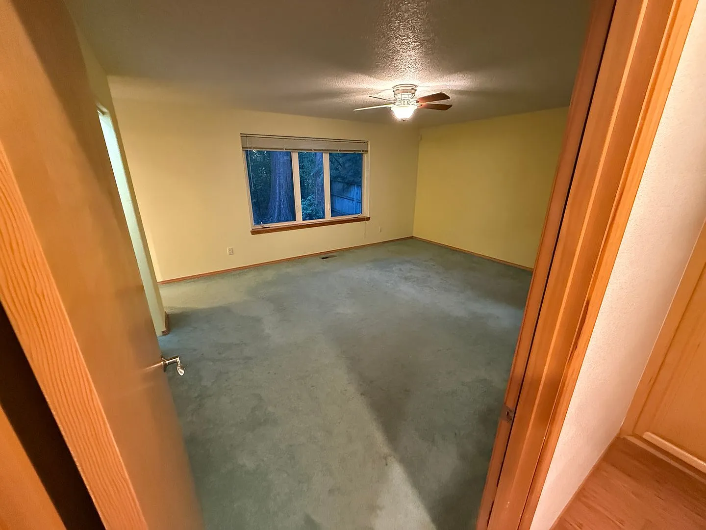 Huge bedrooms 3 bed 2 bath — Photo 4