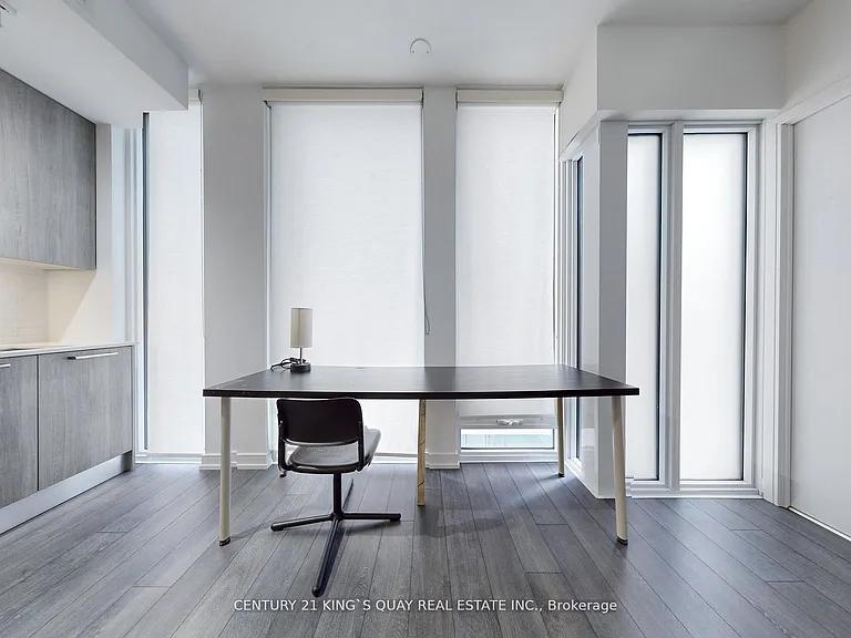 28 Wellesley St E #1501 — Photo 16