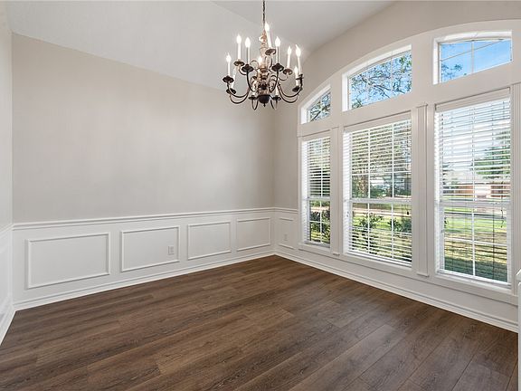 5th image of 3213 Liesl Ct