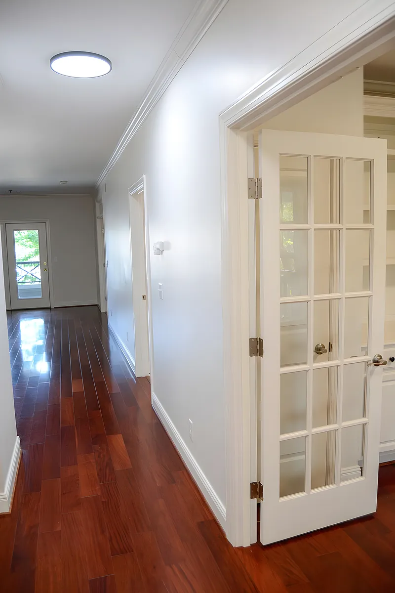 Front Entry - 303 Criddle St #209