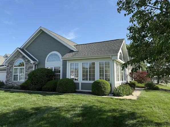 104 Abbey Dr, Springboro, OH 45066