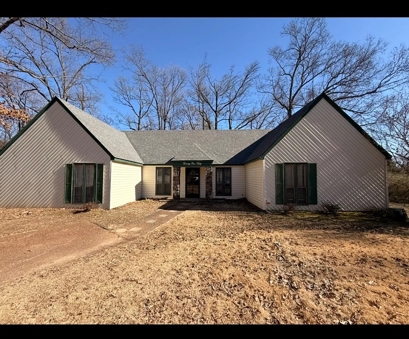 2150 Tramway Pl — Photo 1