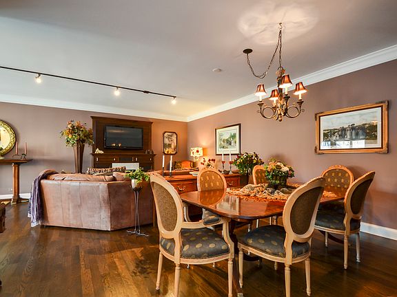 5th image of 501 Oakwood Ave APT 3A