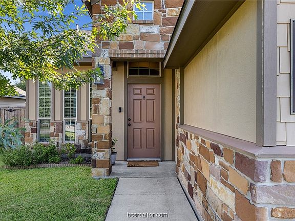 3rd image of 3809 Clear Meadow Creek Ave