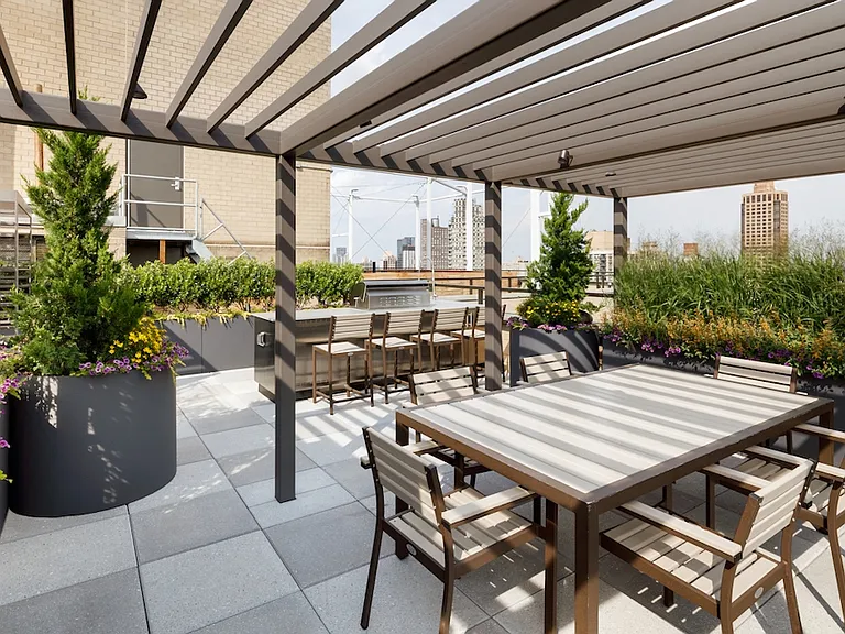 200 E 82nd St #8A — Photo 13