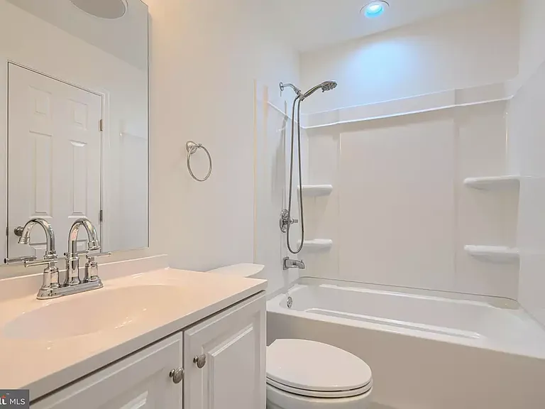 11212 Robins Glenn Dr — Photo 11