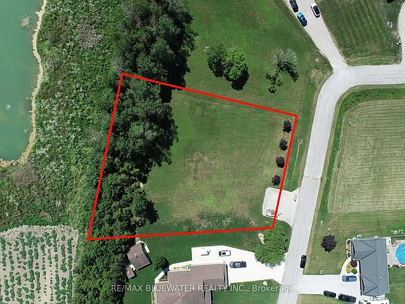 3rd image of LOT 19 Sunridge Cres