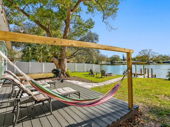 2112 W Hiawatha St, Tampa, FL 33604