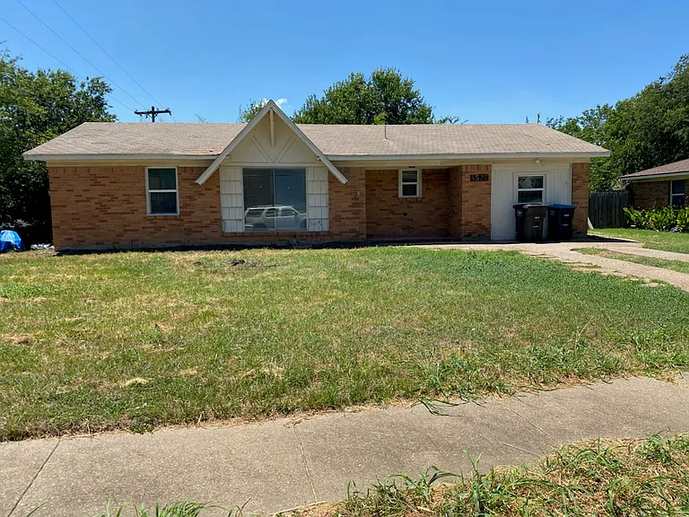 4527 Norris Valley Dr — Photo 1
