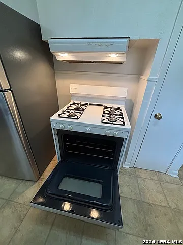 1903 Flamingo Dr — Photo 6