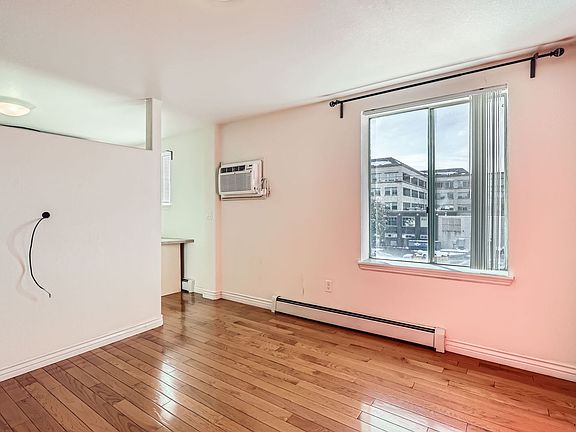 4th image of 1833 N Williams St APT 402