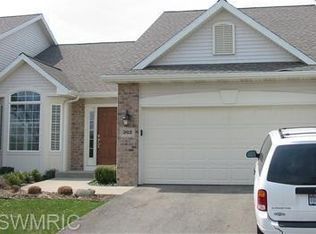 362 Round Hill Rd, Kalamazoo, MI 49009