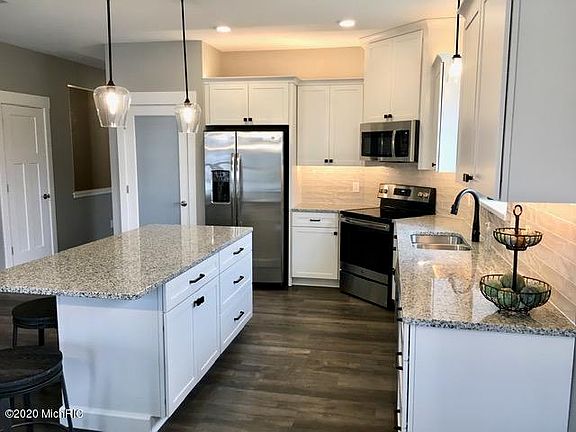 5th image of 7719 Baldwin Woods Dr #24