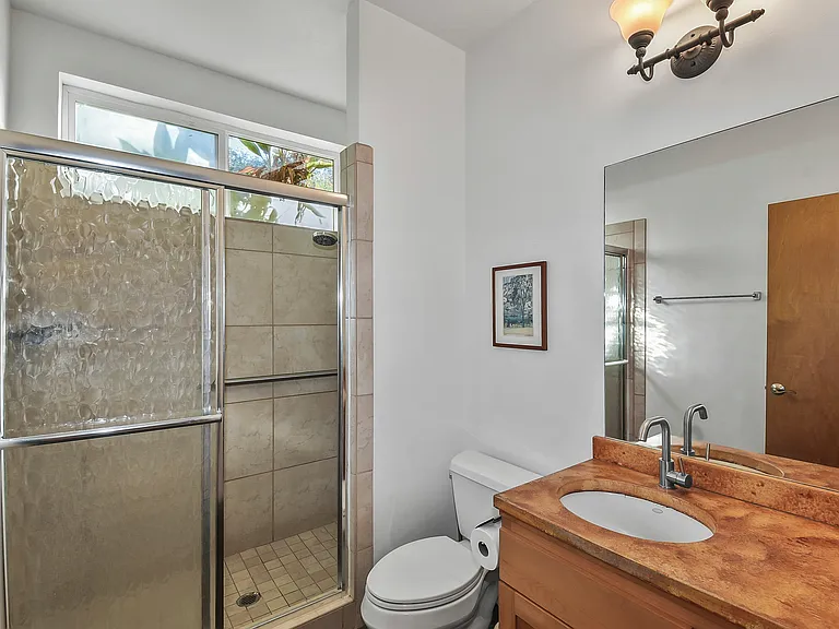 73-4599 Kukuki St — Photo 15