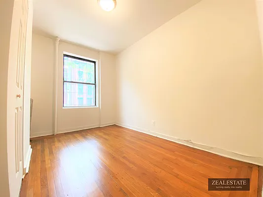 Rented by ZealEstate Group Inc | media 13