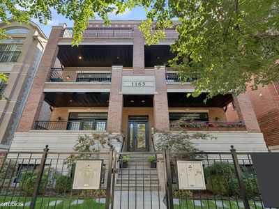 1165 W Eddy St #2W, Chicago, IL, 60657