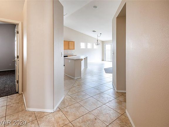 4th image of 5209 Paola Ct