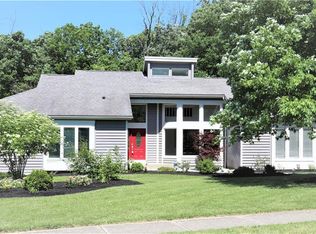 9108 Woodstream Ln, Dayton, OH 45458