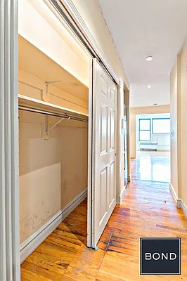 Rented by Bond New York | media 23