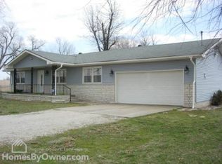 302 N Farm Road 97, Springfield, MO 65802