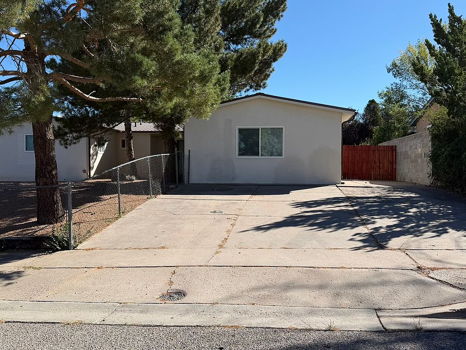 1st image of 2884 Calle De Pinos Altos