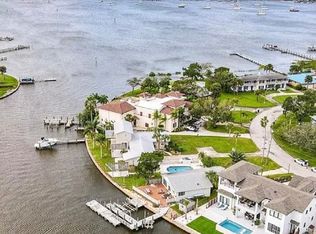 93 Dolphin Dr, Saint Augustine, FL 32080