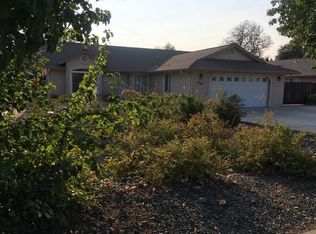 4564 Cerro Ln, Redding, CA 96001