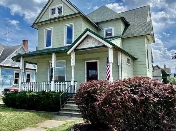 227 W 4th St, Winona, MN 55987