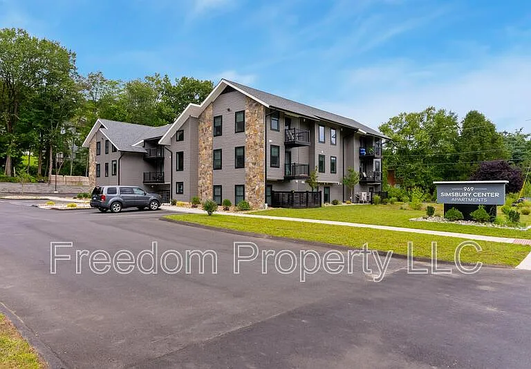 969 Hopmeadow Street — Photo 3