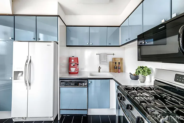 Sold by City Connections Realty | media 10