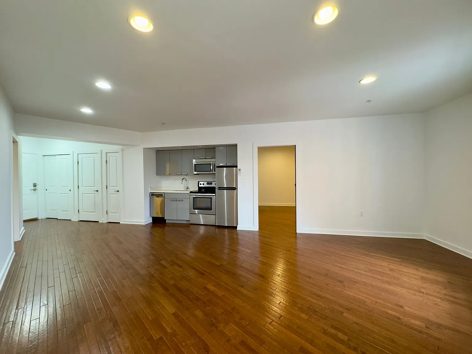 THE PORTLAND APARTMENTS — Photo 4