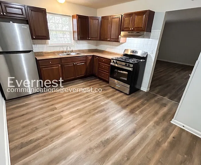 11635 Hazeloak Dr — Photo 6