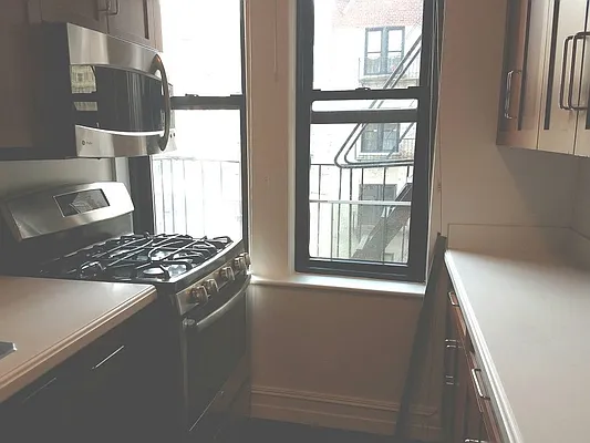 Rented by Citi Habitats | media 18